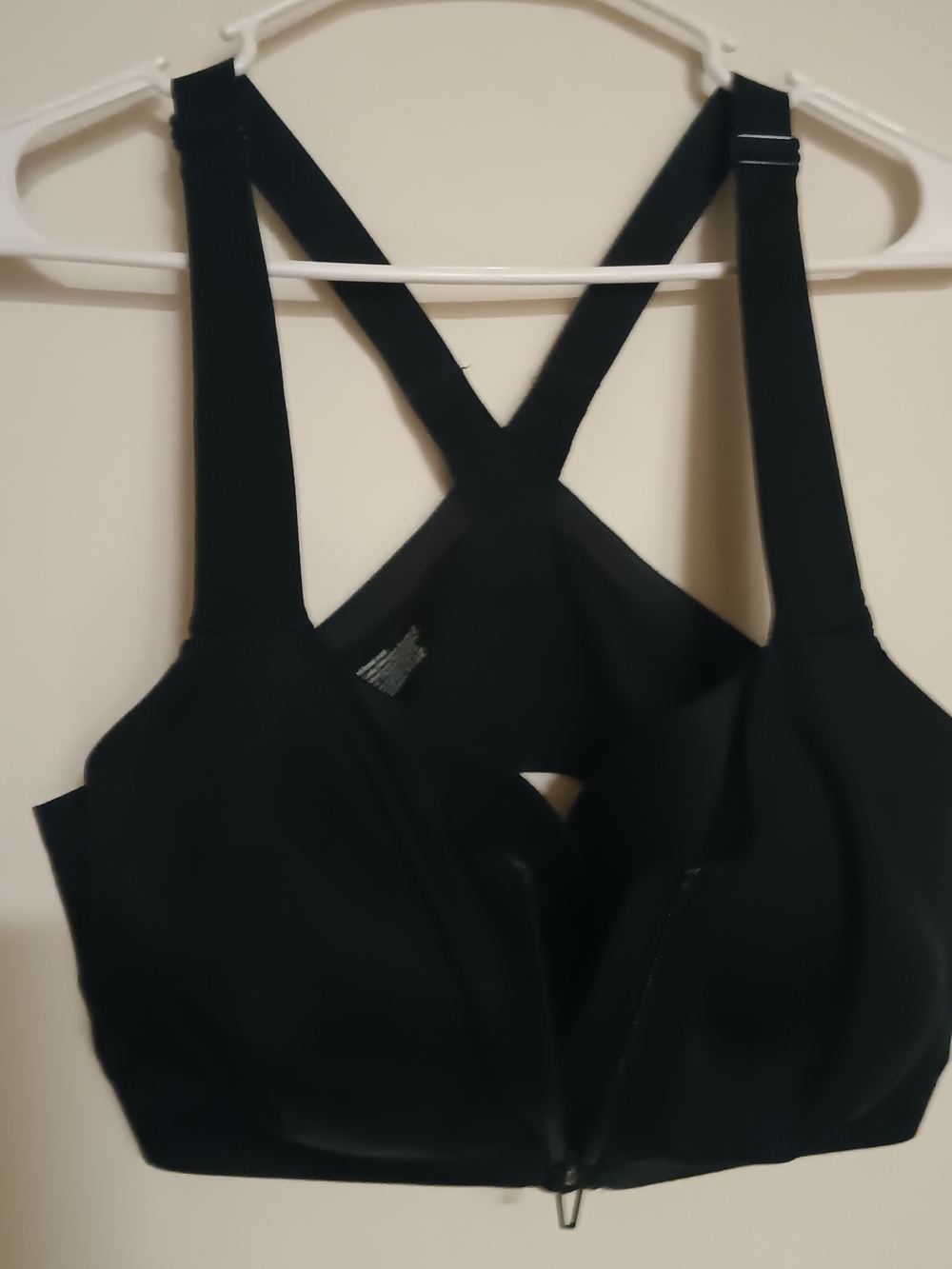 VICTORIA SECRET 38D BRA